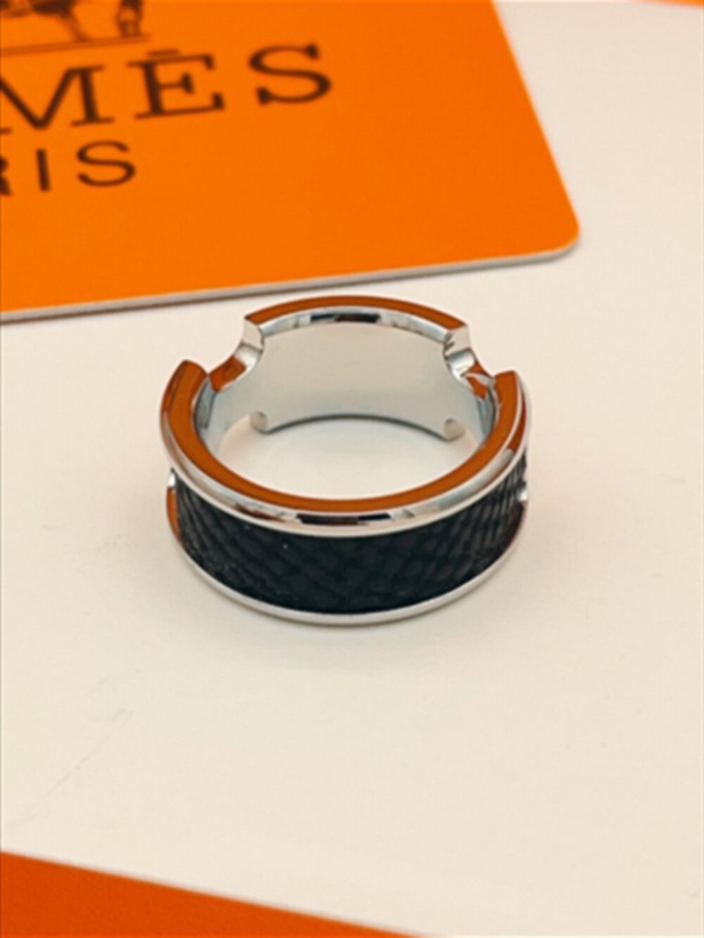 Hermès Fashion Ring - Picture 3 of 3